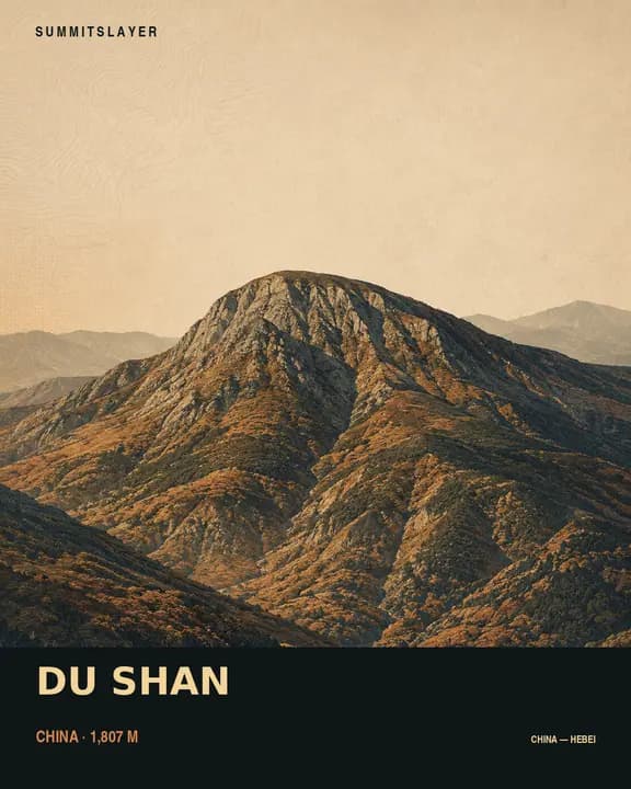 Du Shan T-shirt mockup